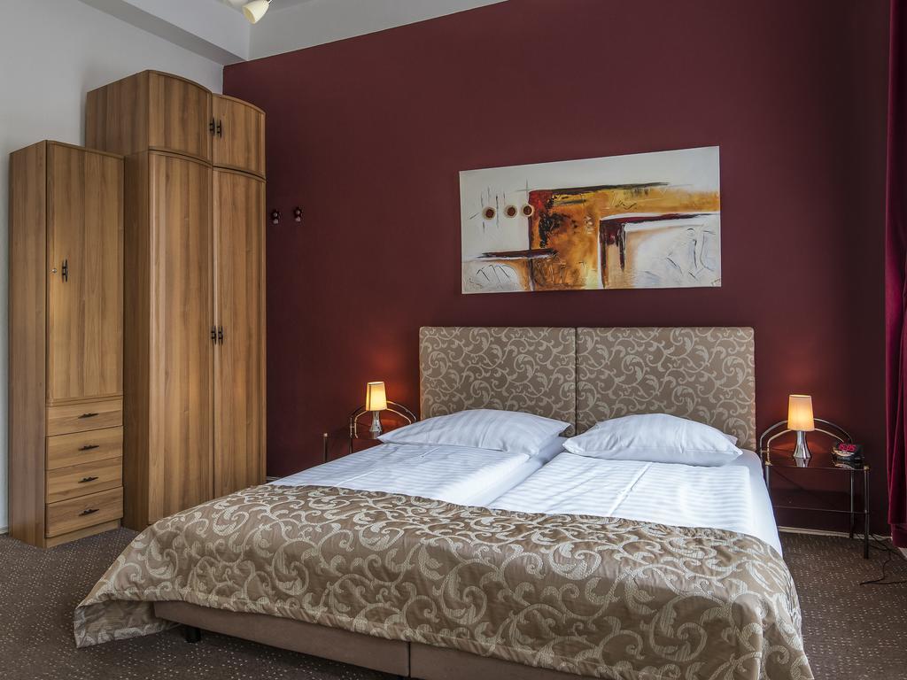 Remise Blumberg Hotel Potsdam Værelse billede